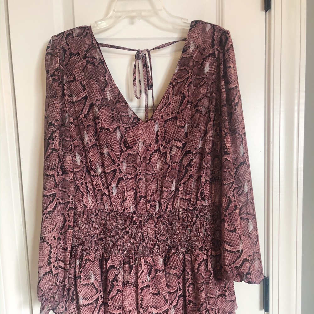 1.State dress